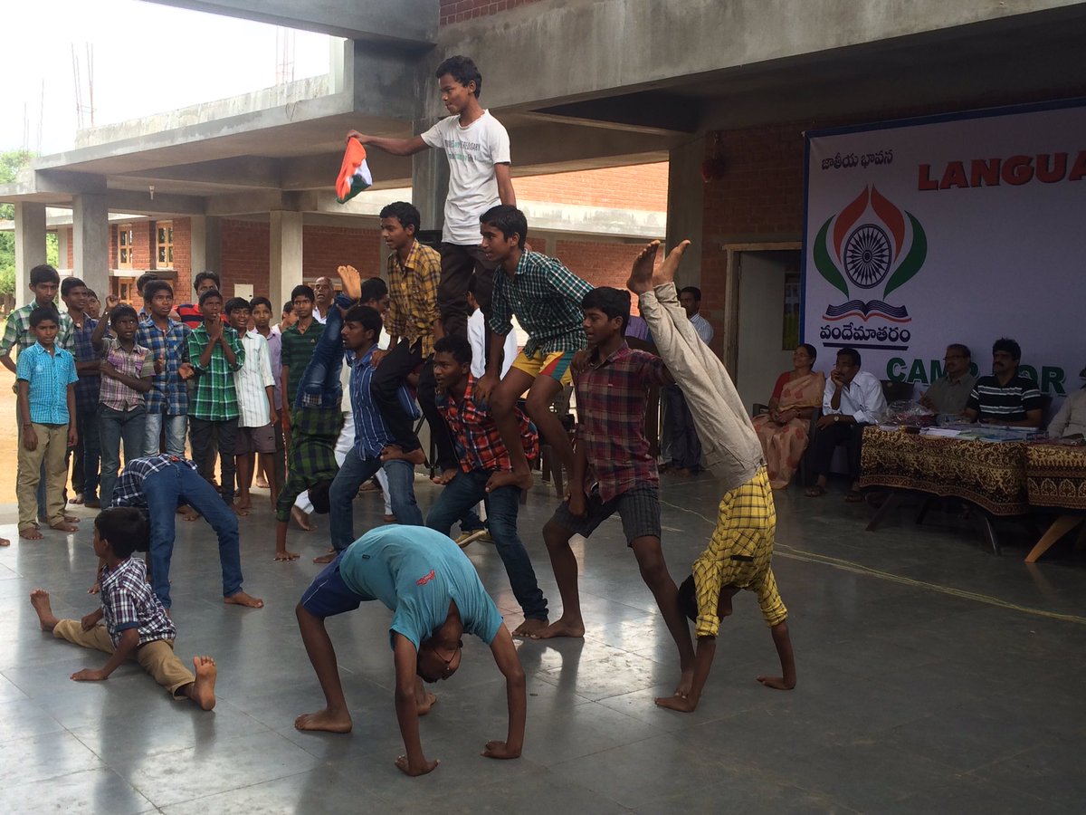 sevabharathitg's tweet photo. #Sevabharathi #Telangana #VandemataramFoundation camp for 280 students of 13 #Chatrawas @ #Aksharavanam https://t.co/MiMKqOe7aB