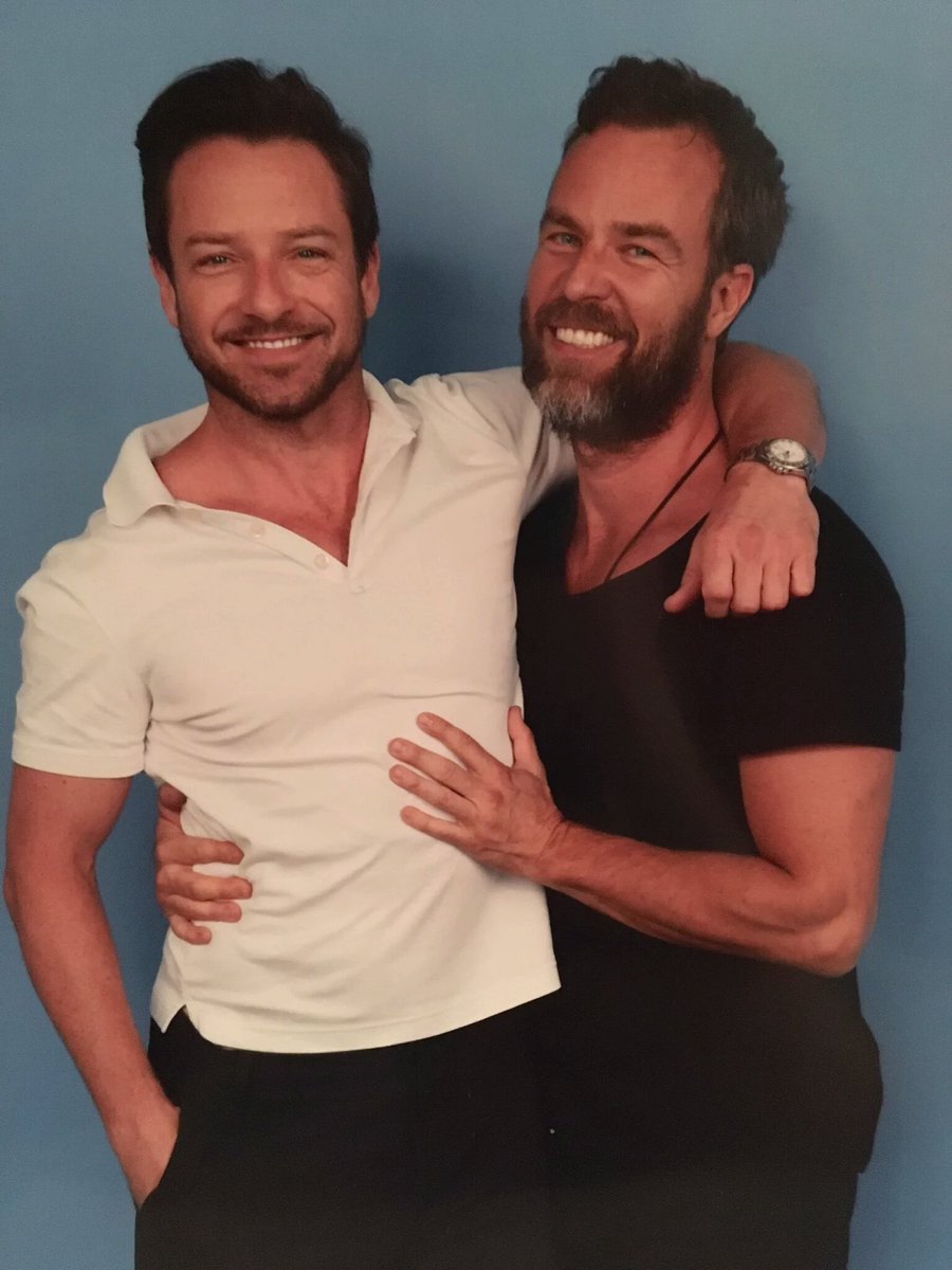 LolMdrr___'s tweet photo. 📷 | Nouvelles photos prises lors de la #howlercon2016 ce week end. #howlercon https://t.co/CPLxrqnpYH