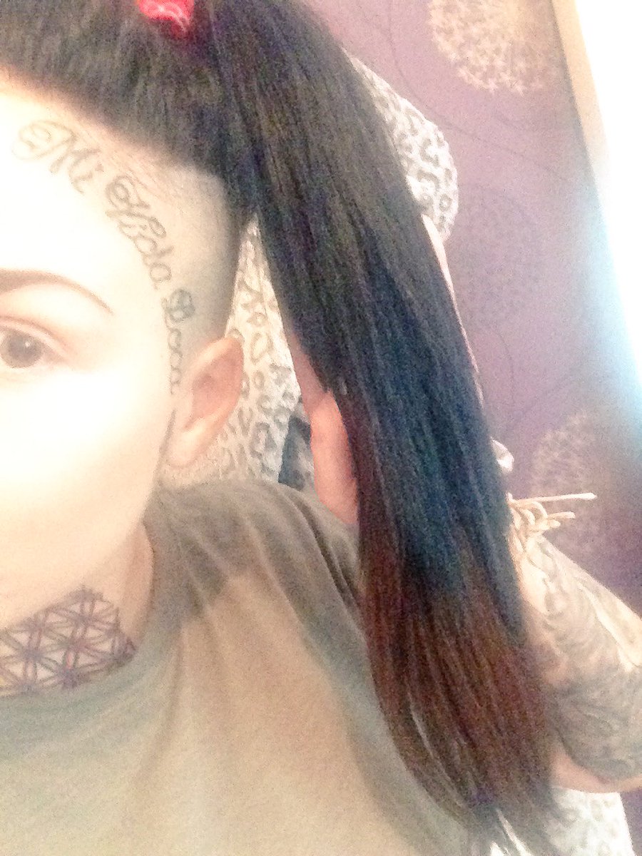 AmyRoseGee's tweet photo. Absolutely love my new hair not a ring in sight thank you @SecretLocks_Sam https://t.co/n2VO8qMwHi