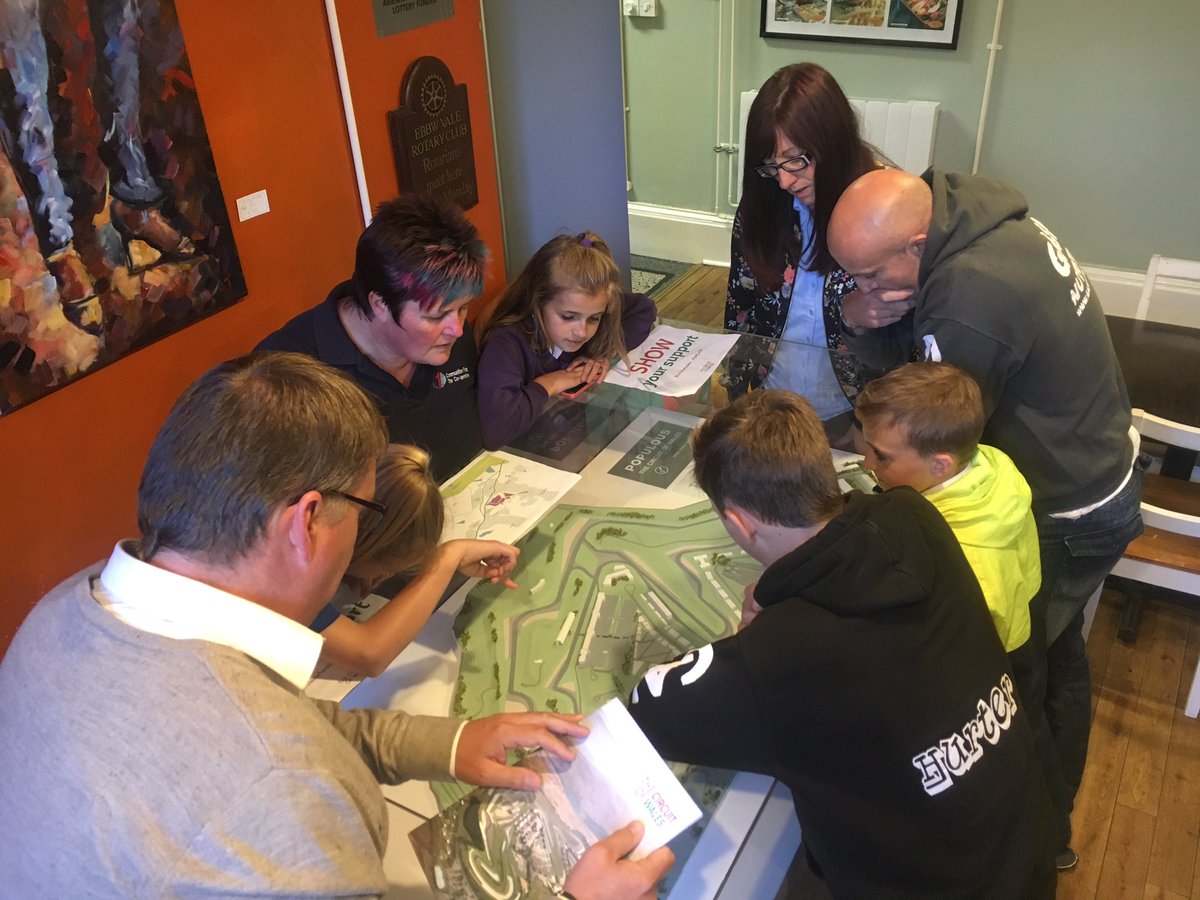 paul_kop1's tweet photo. Public showing interest towards the @CircuitOfWales project/model that is currently located at @ebbwvaleEVI #YesCofW https://t.co/aHFWkqcF8U