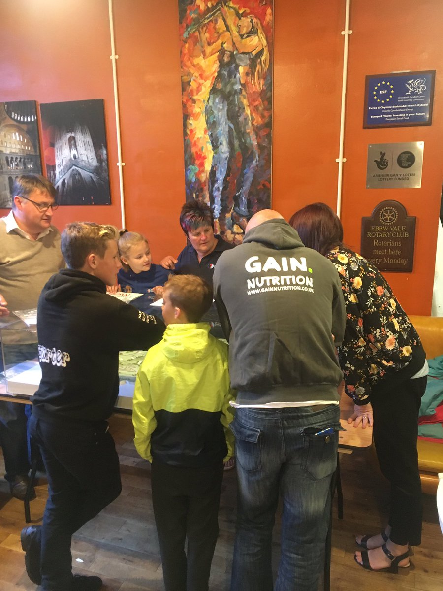 paul_kop1's tweet photo. Public showing interest towards the @CircuitOfWales project/model that is currently located at @ebbwvaleEVI #YesCofW https://t.co/aHFWkqcF8U