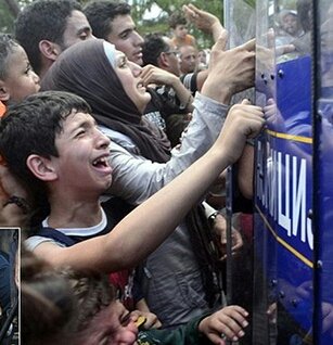 alqaradawy's tweet photo. يا رب إن الطغاة استكبروا وبغوا *بغي الذئاب على قطعان حملان
يا رب رحماك أنجز ما وعدت به *وانصرفنصرك من أهل الهدى دان https://t.co/4TBnE5YFsz