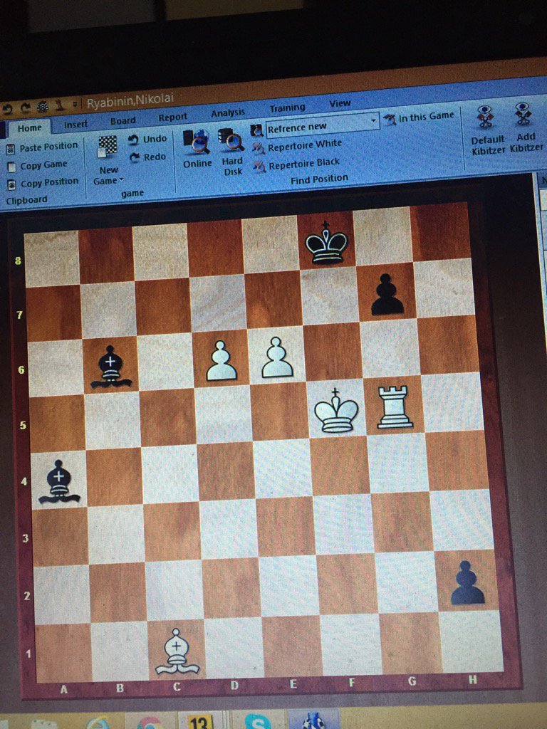 iam_abhijeet's tweet image. Not so easy but it does have a very elegant finish! White to play and win #chessisbeautiful