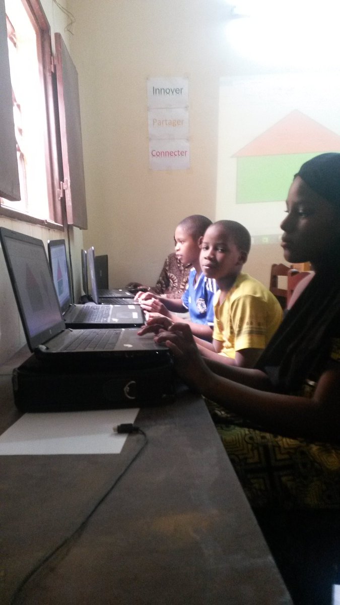 SankoreLabs's tweet photo. Program #CodeML, #WINLOG, #Education. https://t.co/T04rUf3GsE
