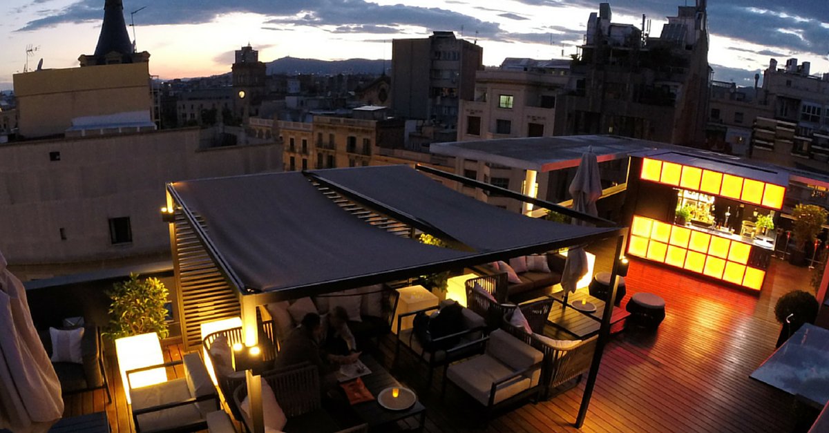 HotelJazzBCN's tweet photo. ¡Nuestro #JazzCub aparece en @unblogdepalo! >>https://t.co/cfZm8X6gQS https://t.co/cpae3C1s9U