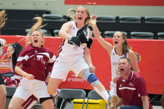 Sportacentrs's tweet photo. Latvijas U17 basketbolistes iekļūst starp pasaules 10 spēcīgākajām komandām https://t.co/tdIJ4QIENU https://t.co/dYFhVKm8l0