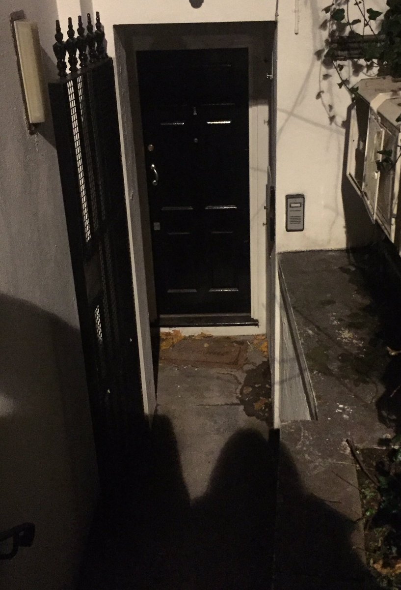 LibertyMarchant's tweet photo. #MyPayBack for Mum paying a locksmith to come to my house and change the lock when I was stranded outside @PayPal https://t.co/xYaKVMC1TB