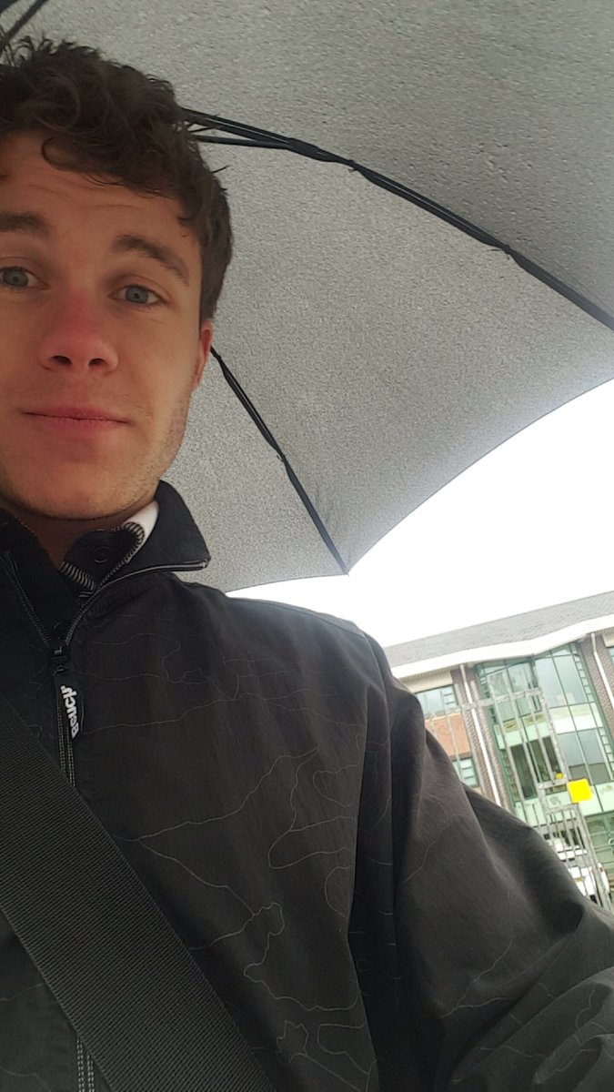 adam4229's tweet photo. It's times like these when the umbrella is the best thing I've bought since sliced bread.. #summer16 #washout https://t.co/QGEbq6b8pZ