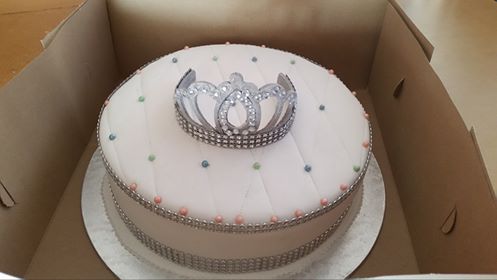 CullinaryTable's tweet image. We make the best cakes. @cullianarytable