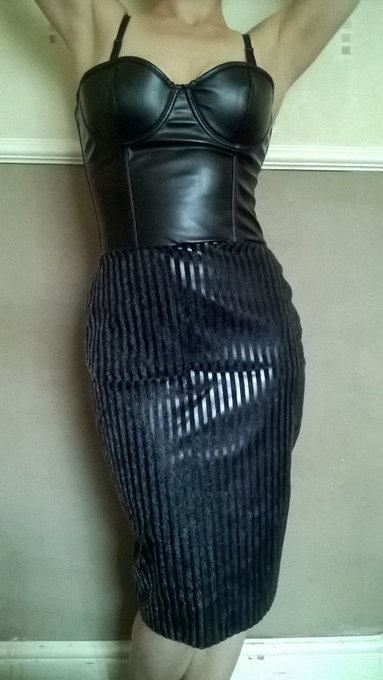 Thanks &amp; spanks @Beverleymanx ❤ ing my #Sexy new #PVC dress https://t.co/oDBFFMsm3V<a class="tags" target="_blank" title="On Twitter" href="/?out=eyJ0eXAiOiJKV1QiLCJhbGciOiJIUzUxMiJ9.eyJpYXQiOjE3MjQ0MTc0MTUsImlzcyI6InR3cG9ybnN0YXJzLmNvbSIsIm5iZiI6MTcyNDQxNzQxNSwiZXhwIjoxNzU1OTUzNDE1LCJyZWRpcmVjdF91cmwiOiJodHRwczovL3R3aXR0ZXIuY29tL0JldmVybGV5bWFueCJ9.0tCCalVVk9N4n4mm6567S6DNZOXa9awTwY6u6QhzhG51qY0YrpkCjZR_3R4eYKh5_2ki4M41IYMo-qOMt3kAiQ">@Beverleymanx</a><a href="/tag/sexy"class="tags">#Sexy</a><a href="/tag/pvc"class="tags"><span>#pvc</span></a>