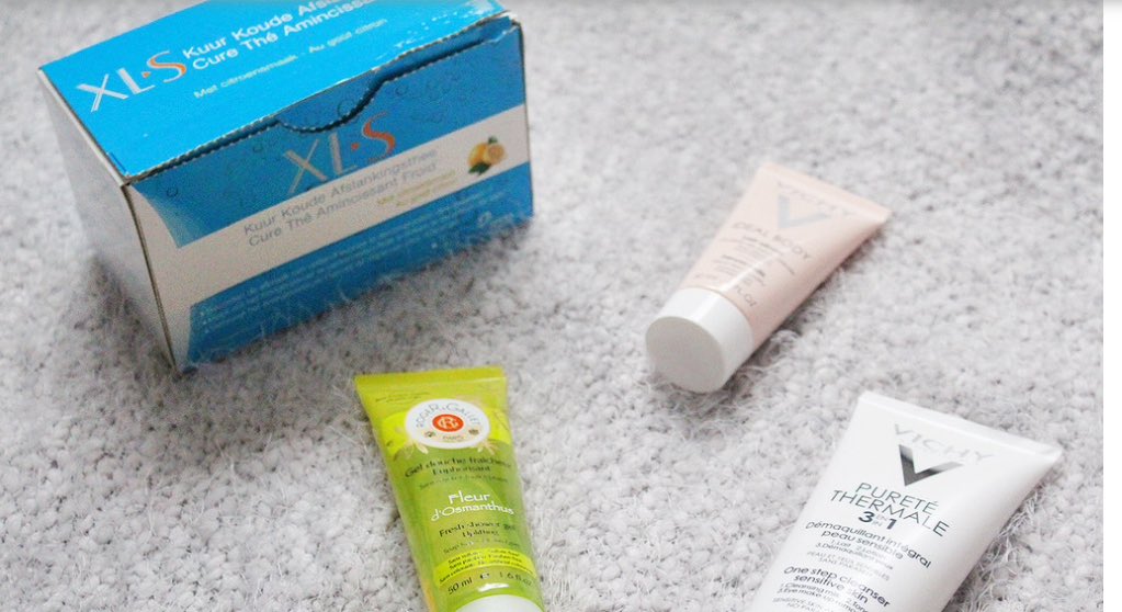 juliestrobbe's tweet photo. Leuke blog over #xls koude afslankingsthee 🍋bij @viata_be _be. Een aanrader voor de zomer ☀️!!@aprettybeautifullife https://t.co/W4Zm36g3nz
