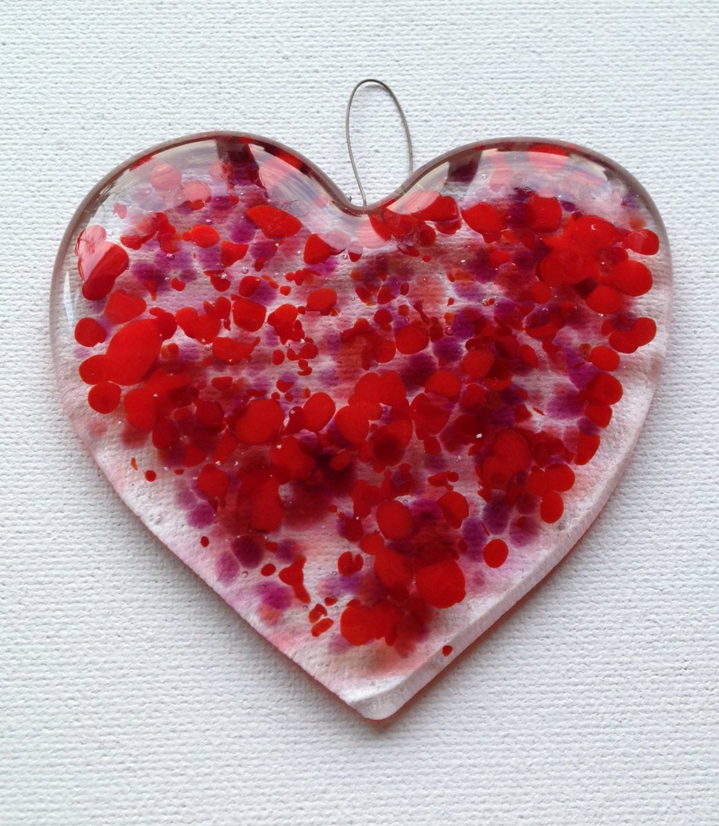 Funkifusion's tweet photo. Heart Suncatcher, Ruby Wedding, Hanging Heart, Red Heart, Gift f… https://t.co/DUzBvV5sHY #Etsy #HeartWeddingFavour https://t.co/ndRXEwJhY4