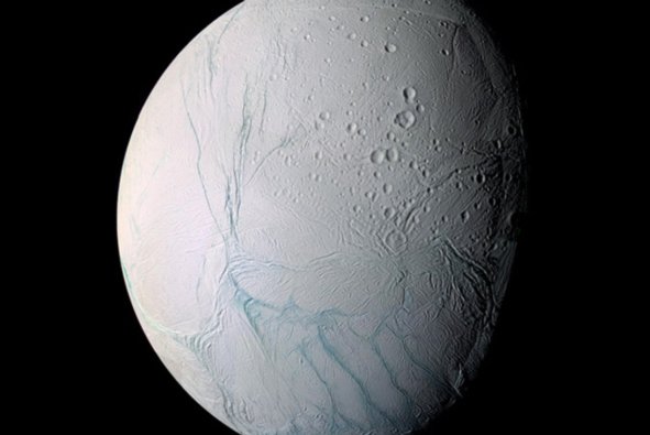 Salon_Life's tweet photo. Scientists believe they've discovered a habitable world in Saturn's frozen moon https://t.co/hQGQ3zCSeC https://t.co/Yg0dEG18I1
