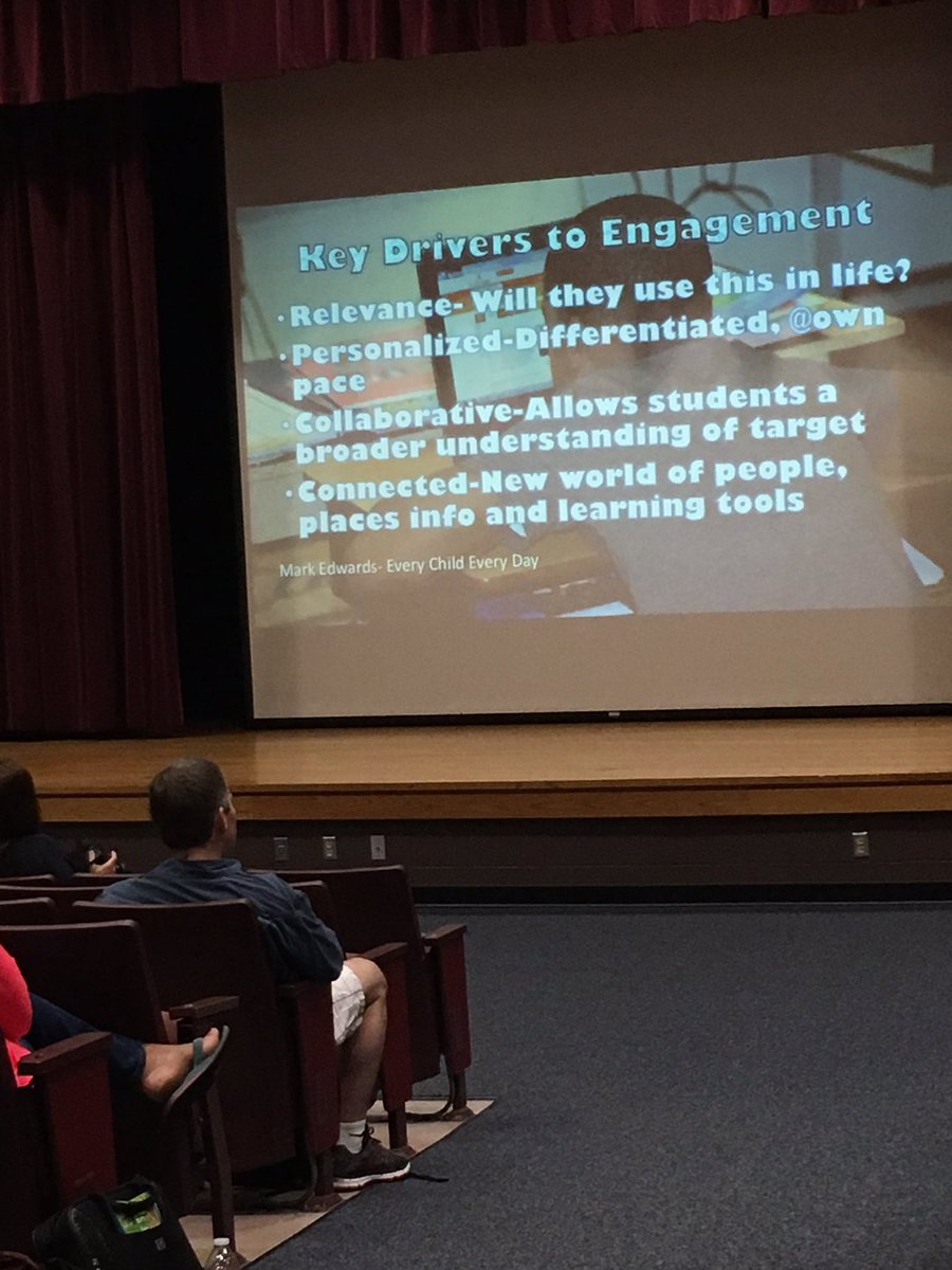 ShellieHazuda's tweet image. Day 2 of ITEC Mini Conference...Keynote Speaker #DavidFrench #BornForTheInternet #wearevbschools