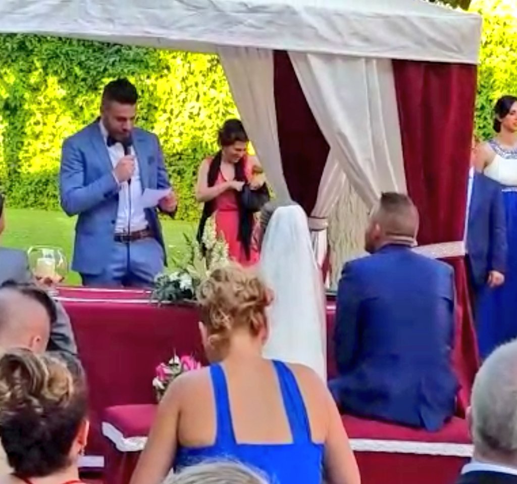 alvarodiazactor's tweet photo. Fotitos de la boda, @AdrianBRV9 @SergiOlivares10 .Mientras que @MarianoMurillo @esthervk87 están en Rivera Maya. https://t.co/4s74YmE7aL