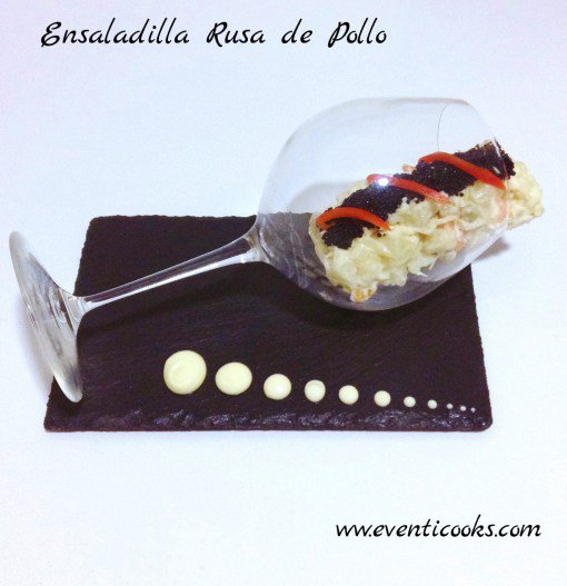 Aldelis_es's tweet photo. Una comida típica de #verano 
🍴 Ensaladilla Rusa de Pollo 🍴
Receta de @Eventicooks 👉 https://t.co/VrjiNPDUpB
De 10 👌 https://t.co/LUD5xI7uKB
