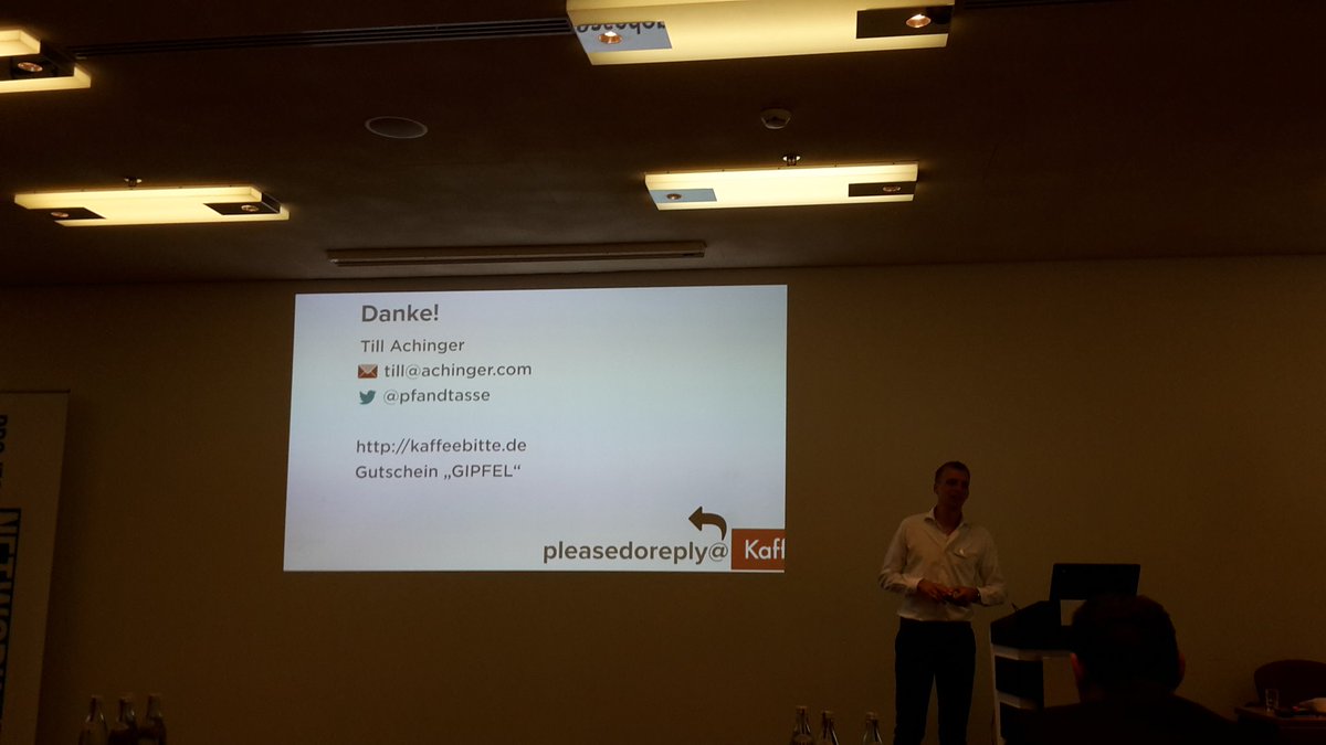 KatrinFirsching's tweet photo. Das Spotify für Kaffee - sehr interessanter Vortrag. #kaffeebitte #strategiegipfel https://t.co/DBtqfYsr6g