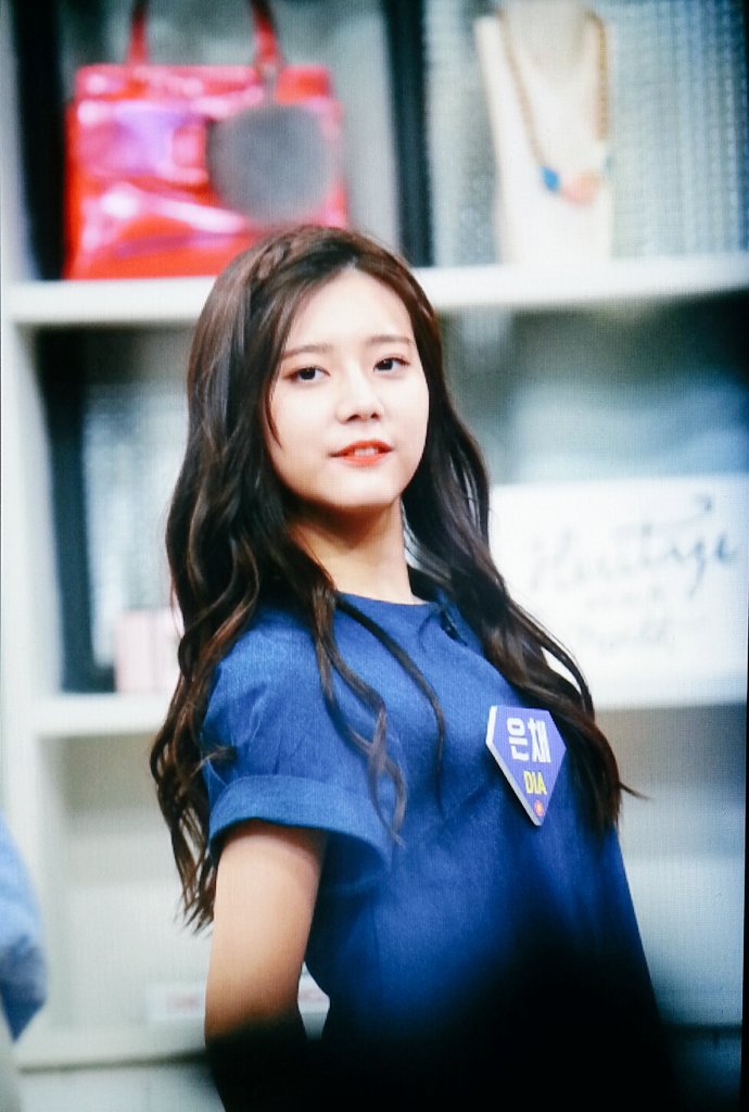 onlyone_kr's tweet photo. 160629 기부티크 #DIA #다이아 #EUNCHAE #은채 @dia_official 오 ~ 나의 여신님😙 https://t.co/wAfnv6GC7d