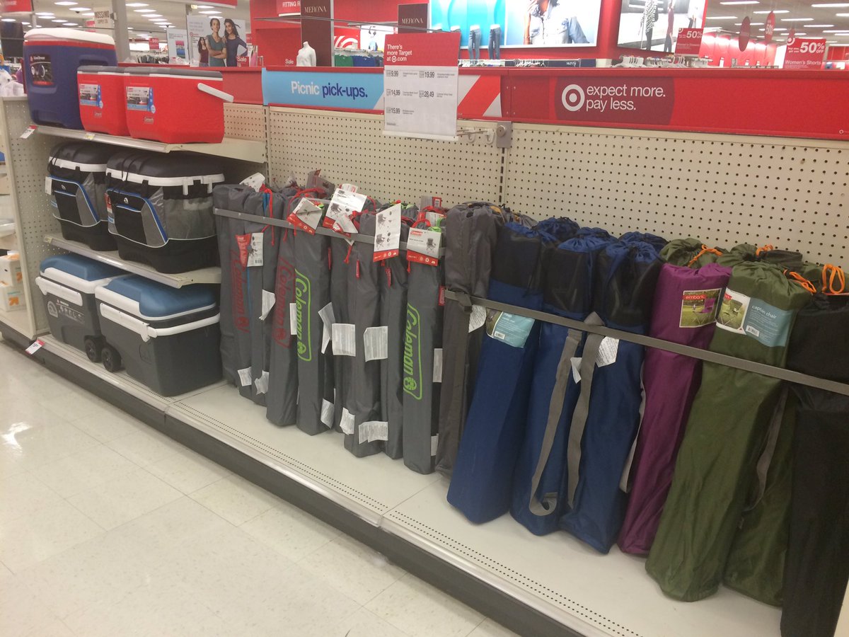 ashhyne's tweet photo. Our amazing VML Gabby driving sales and first impressions #1168GreatWhiteShark@Tim_Heit @GatsbPapes @GabrielaRios23 https://t.co/cy1Ohh2VVk