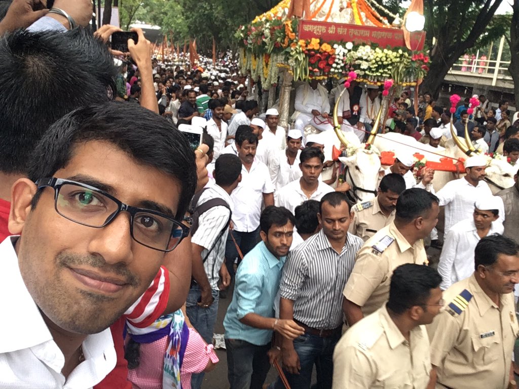Mangesh (@mangeshrlad) on Twitter photo <a href="/rjshrikant/">Radiowala Shrikant</a> <a href="/redfmpune/">Red FM Pune</a> roads closed for traffic from pune central to Sancheti on ganeshkhind Road. <a href="/rjshrikant/">Radiowala Shrikant</a> <a href="/redfmpune/">Red FM Pune</a> roads closed for traffic from pune central to Sancheti on ganeshkhind Road.