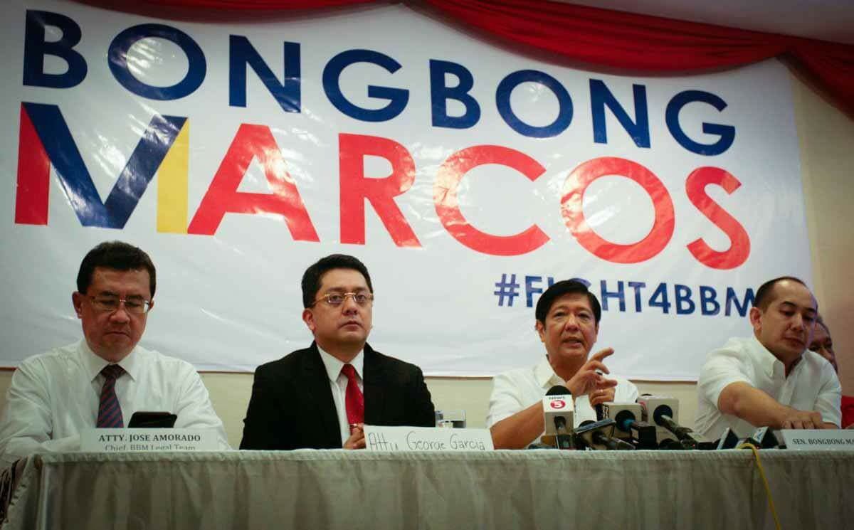 bongbongmarcos's tweet photo. Earlier at the Supreme Court during the filing of the election protest #FIGHT4BBM https://t.co/wcxyY2leNn