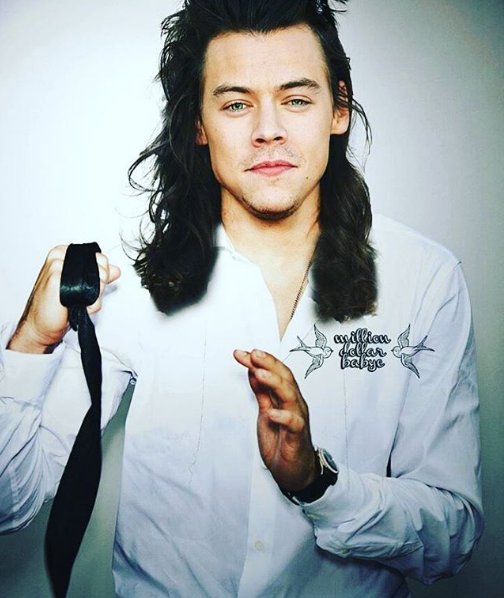 itsaims_'s tweet image. Imagine H saying goodbye to u on his way to work &amp;amp; coming in for a kiss
#1dmanips #1dedits #harryedits #harrystyles