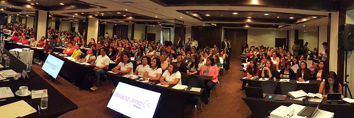 AvanzamosCROC's tweet photo. Ya iniciamos en la #CDMX el "Encuentro Nacional de Mujeres de #AvanzamosCROC 'Intercambio de experiencias exitosas'" https://t.co/wsqd32xbh9