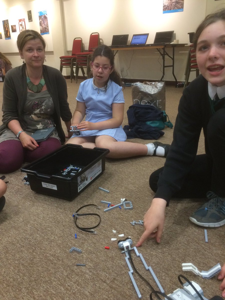 <a href="/MAL_SEN_Jersey/">Mont a l'Abbe School</a> <a href="/DurrellWildlife/">Durrell Wildlife Conservation Trust</a> #teamwork