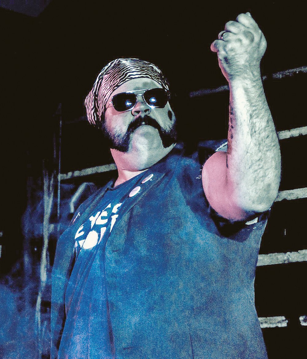 MidlandMirror's tweet photo. Air Guitar Penetanguishene Championships rock Maple Valley Sports Bar in Lafontaine. https://t.co/9n23wlFPJm https://t.co/byDd4n5w9S