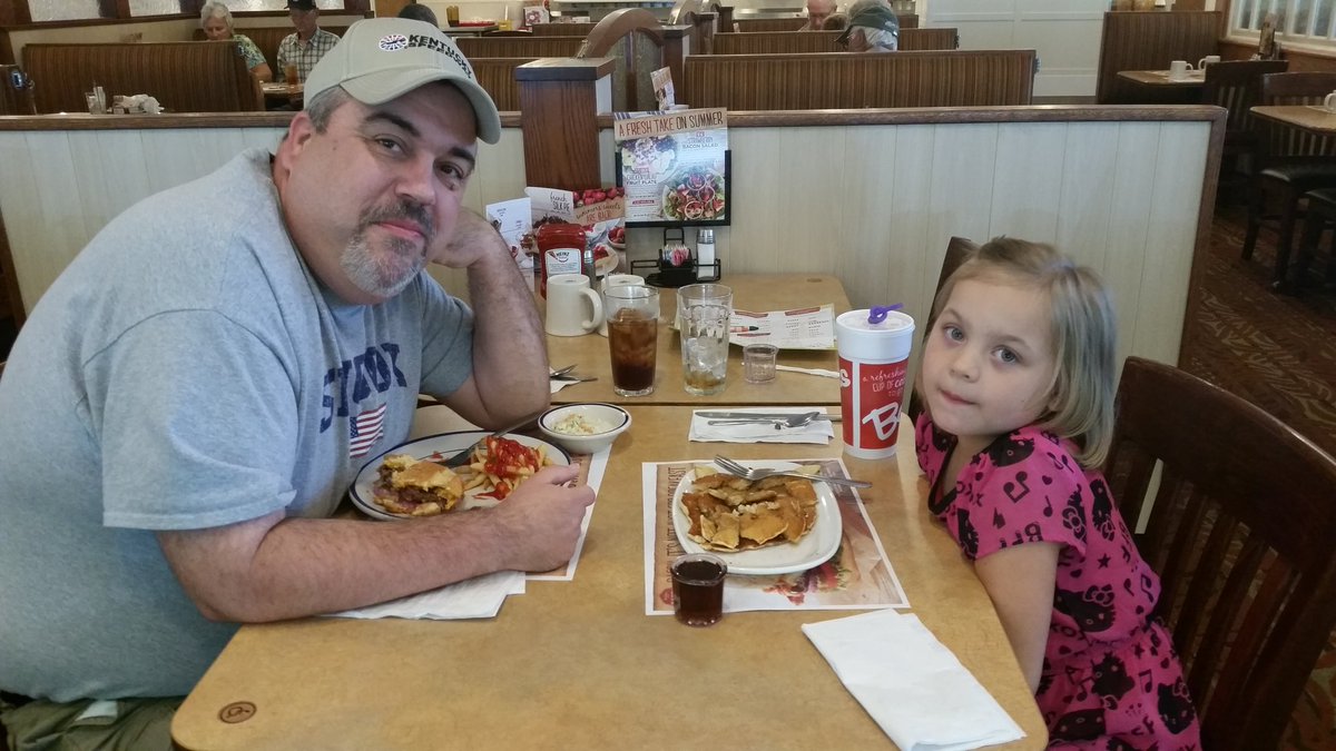 GregShook1's tweet photo. @shook_nasty @Tybaldwin5 Great day with youngest grand-daughter #AWSOMEGIRL! https://t.co/Akm4Q9lsq3
