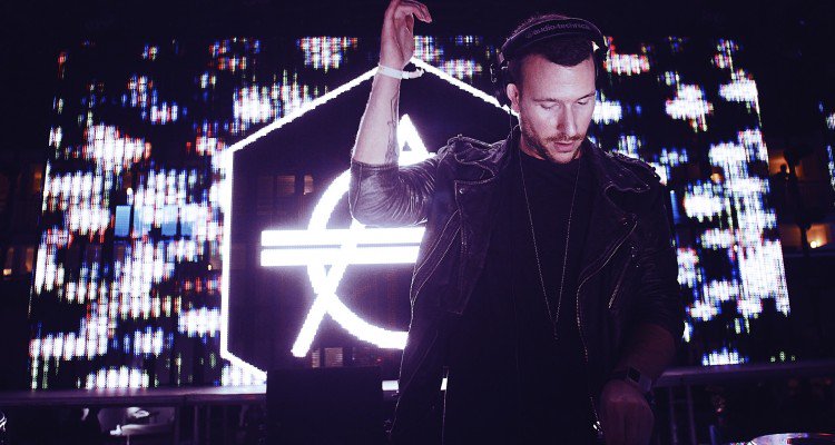 DonDiablo's tweet photo. New HexagonRadio is out now guys! Incl. a big premiere by @RoyalKingArthur &amp; @SamFeldtMusic: https://t.co/65isIunyX4 https://t.co/IswyYrsxV9