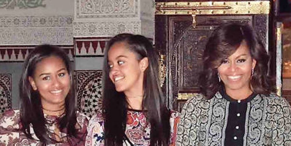 ELLEmagazine's tweet photo. The Obama women just wore the most beautiful matching dresses in Morocco: https://t.co/cfZKzUm6hu? https://t.co/sayV3htjYA