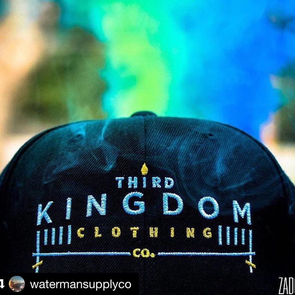 THIRDKNGDM's tweet photo. #Repost @watermansupplyco
・・・
Third Kingdom. Smokin hot! Head over TODAY and pick up any Third Kingdom item and get… https://t.co/PopfrbMeJC