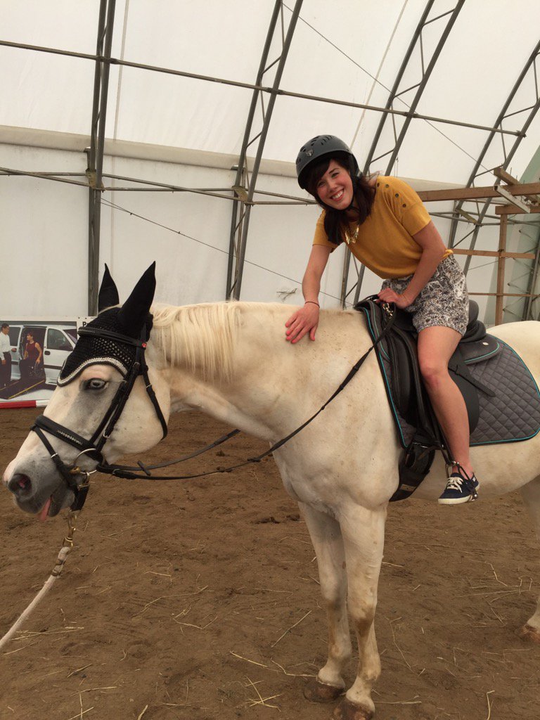 arhinelander1's tweet photo. Horses are good for the soul! @FortunateOnesNL Catherine  @rainbowridersnl @raiseitupnl https://t.co/TuPzVXPiEC