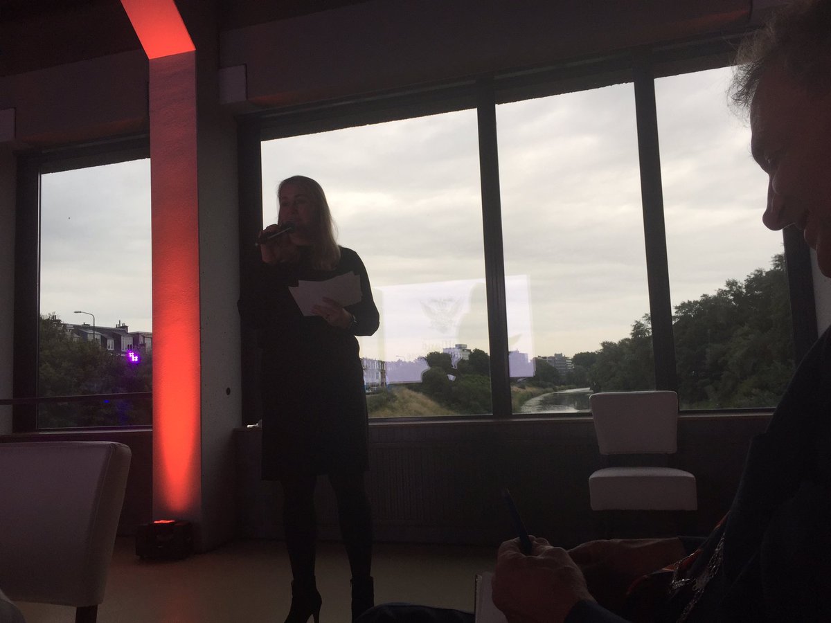 Rinkezonneveld's tweet photo. Minister @MelanieSvH bij Waterdiner @hhdelfland op prachtige locatie Gemaal Schoute "zonder overheid geen innovatie" https://t.co/O4YDeB0SXf
