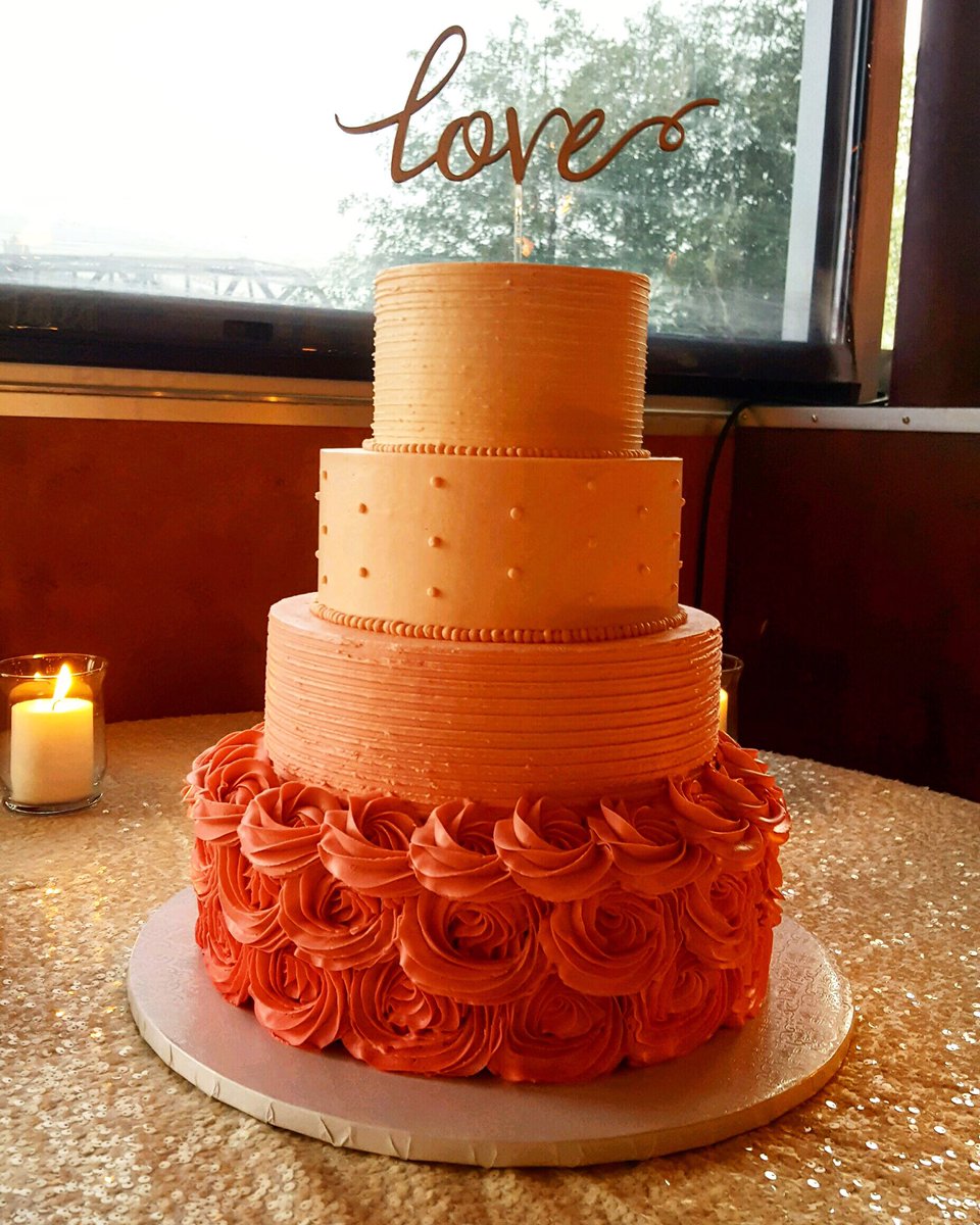 This 4-tier wedding cake was made in the #jewelhospitality kitchen! #weddingcake #weddingcakesideas