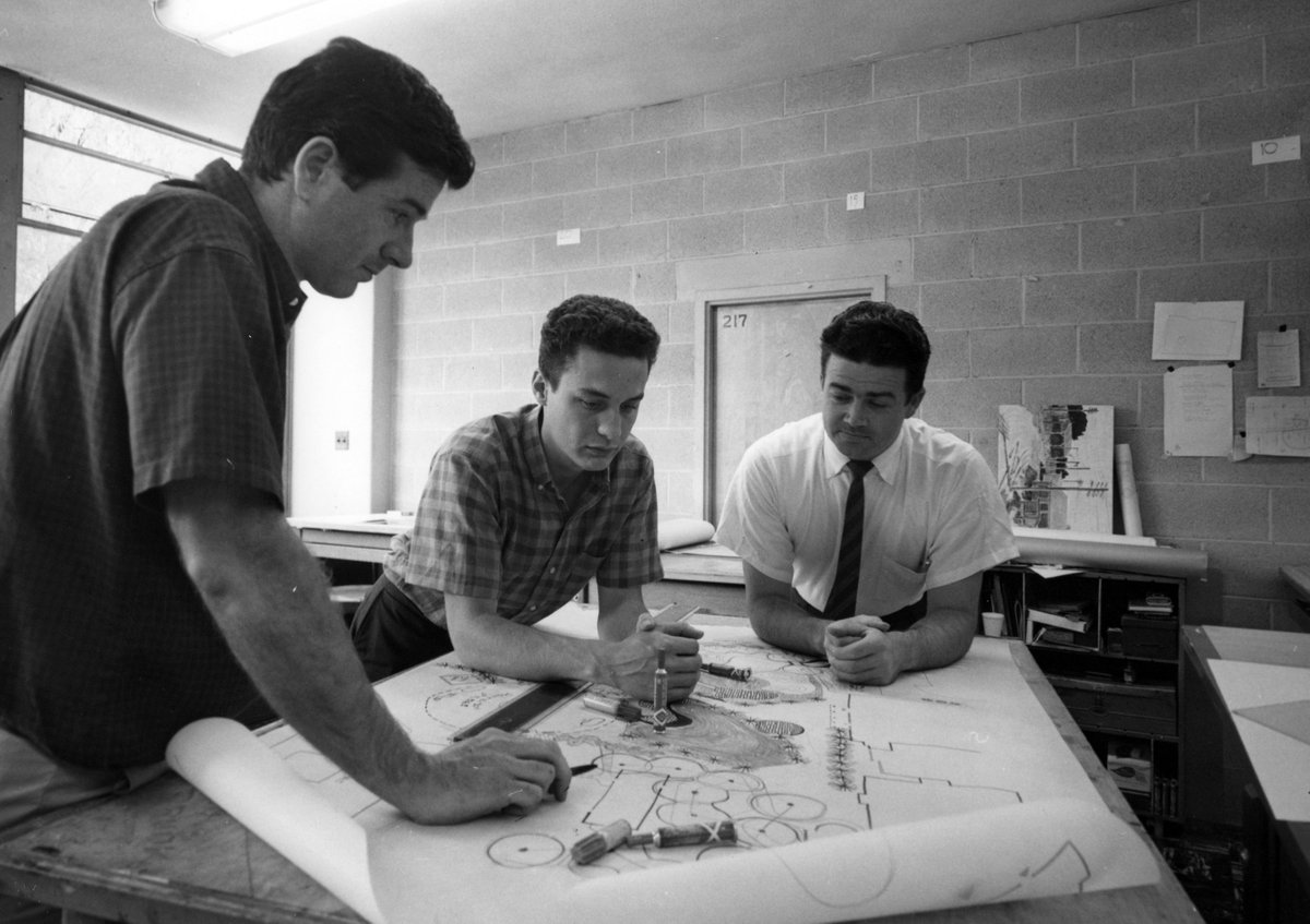 CommEdgeCollab's tweet photo. #CornellArchitectureSchool in the 70s. #Diversity #ColinRowe #TexasRangers .@DuoDickinson https://t.co/zk8zKzxLyh https://t.co/niUDY4nBsB