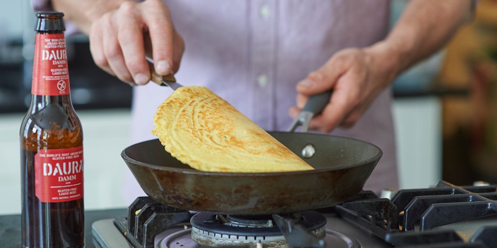 DauraDamm's tweet photo. Only 2 days to go to make sure you get your hands on the pancakes recipe! RT the tweet before it’s too late! https://t.co/gRKDcYkwZn