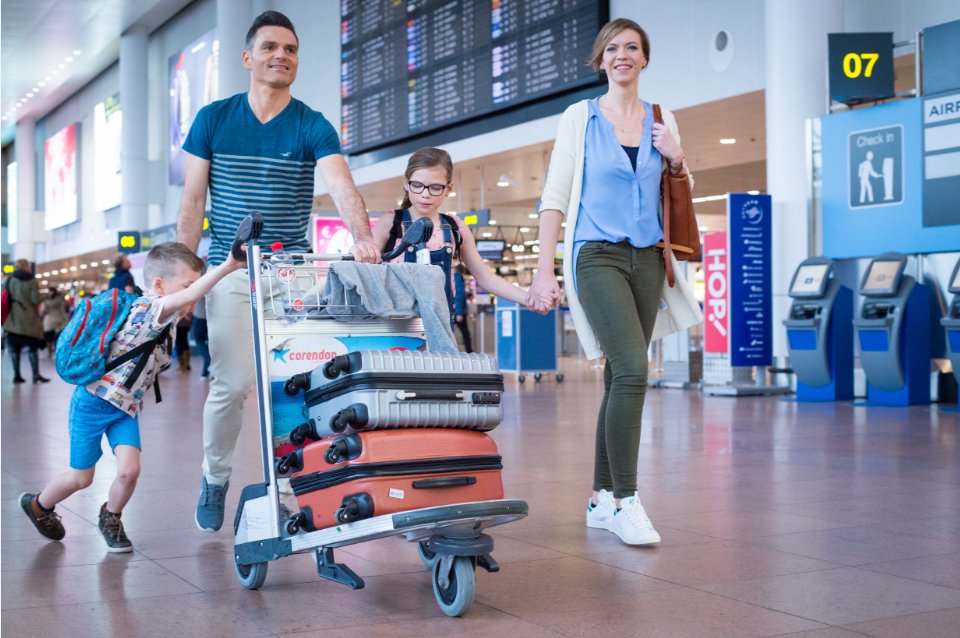 BrusselsAirport tweet picture