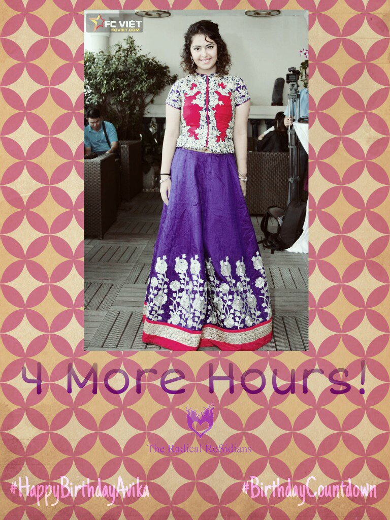 RadicalRoSidian's tweet photo. 4 more hours! #HappyBirthdayAvika #BirthdayCountdown #BirthMonth #PrincessAvika #19thBirthday #AvikaGor
@ColorsTV https://t.co/nCmeWNDhoL