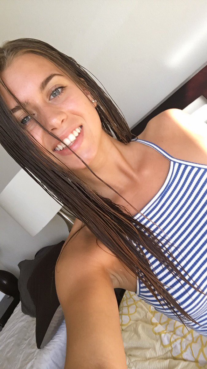 Jill Kassidy on X: Fresh out the shower, ready to get my makeup💅🏼  t.coYQDt1qaX2P  X