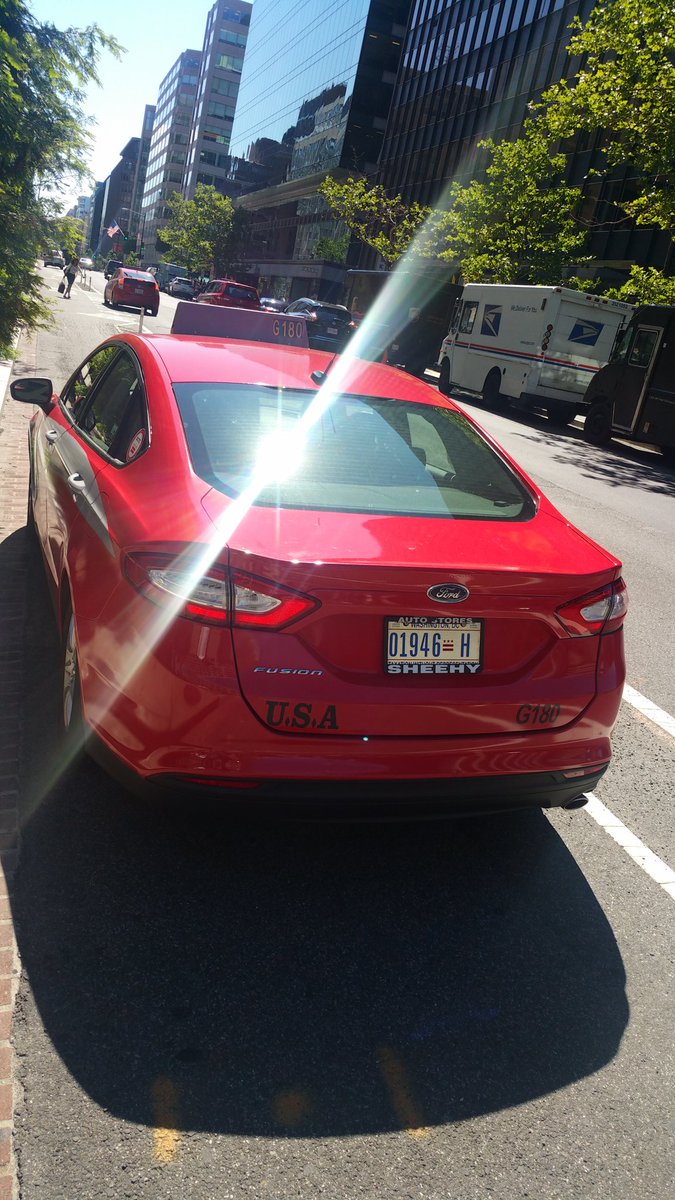 dcbikebatman's tweet photo. @cpfuchs @WABADC @DCPoliceTraffic story of my life https://t.co/mPeWdvW0lb