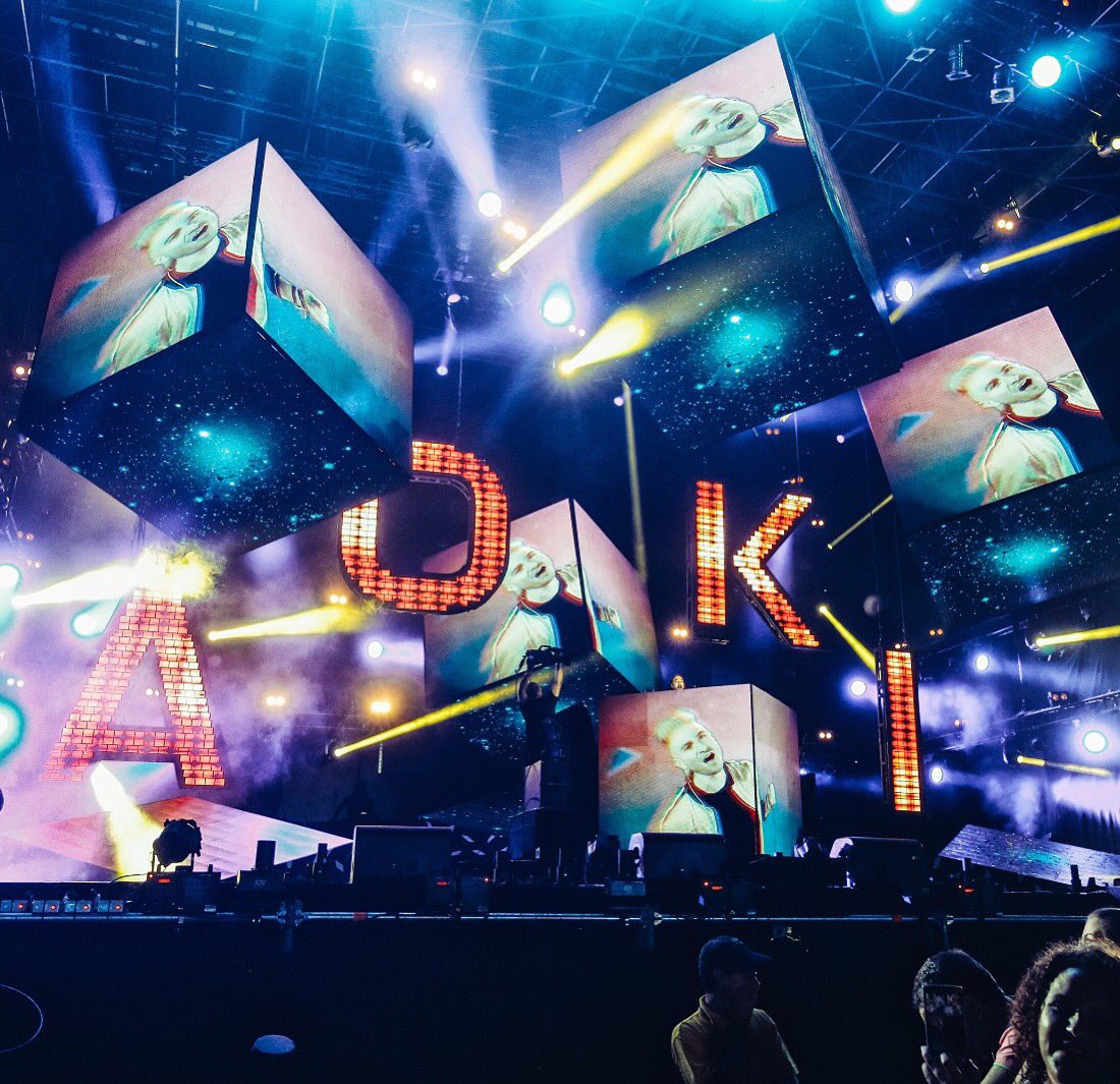 I was a child walking with giants a hundred feet tall... #back2u https://t.co/mC9kptjw7x