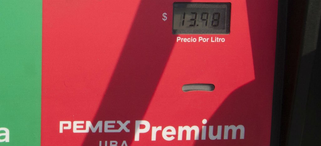AristeguiOnline's tweet photo. Hacienda anuncia nueva alza de precios en la gasolina https://t.co/DdTErYiG0f https://t.co/EKZYh3zRLK