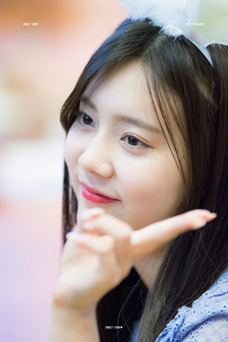 onlyone_kr's tweet photo. [HQ..🍞 160626 코엑스 팬싸]
#DIA #다이아 #EUNCHAE #은채
@dia_official 사진은.. 얼굴샷 부터 시작이된다..💕 https://t.co/IuQDo2Ry8D