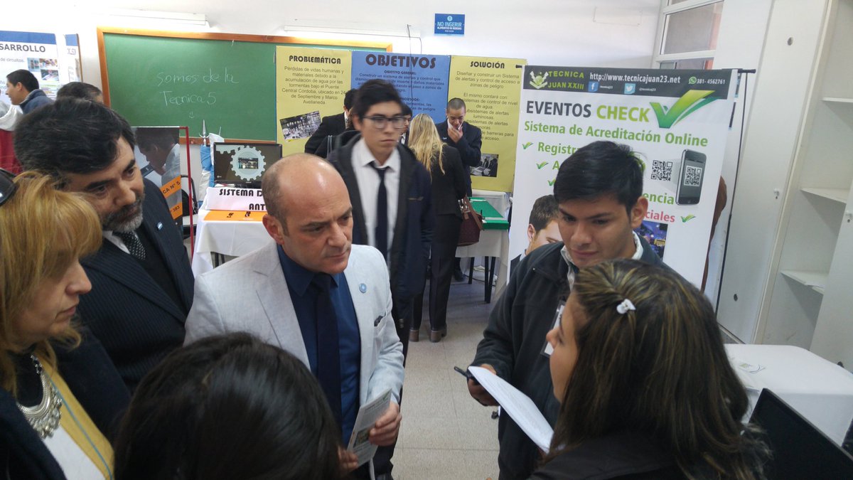jplichtmajer's tweet photo. Iniciamos en el CIIDEPT la muestra de proyectos de escuelas técnicas de la provincia “TécnicaMente” https://t.co/4rgWPrruJh