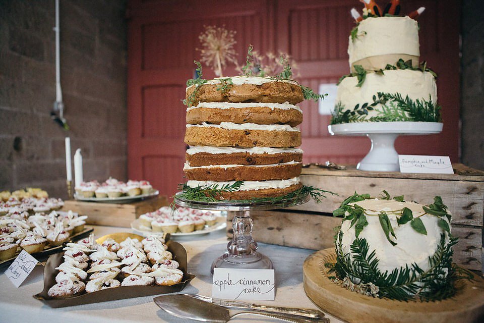 LoveMyDressBlog's tweet photo. A charming, rustic and bohemian inspired woodland wedding, c/o @_mirrorbox_ https://t.co/k2L89Xt8qt https://t.co/IXlPxx11mZ