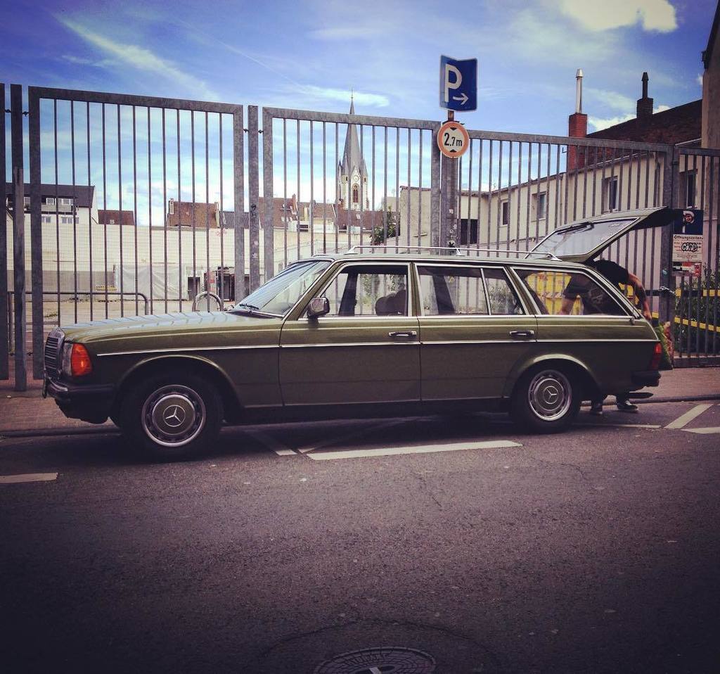 Even in Germany this model isn't a regular site anymore ... nice! It just stopped across t… ift.tt/2995JRY