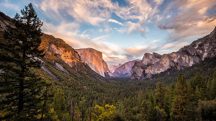 TheLabelbyLP's tweet photo. Let's look at the top 5 national parks of the #UnitedStates of #America. https://t.co/lzX40VpG2y https://t.co/cc2OMYesnh