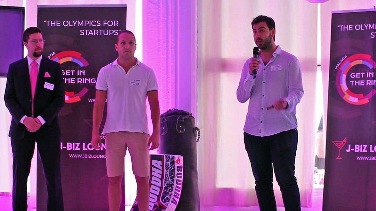 andaluciavive's tweet photo. .#GITRGlobal en #Malaga. @JTFoxx @amielitzik @DerekBarber5 en @elbalnearioMLG #networking https://t.co/eIfVbwslQu https://t.co/kunUMnHHNS